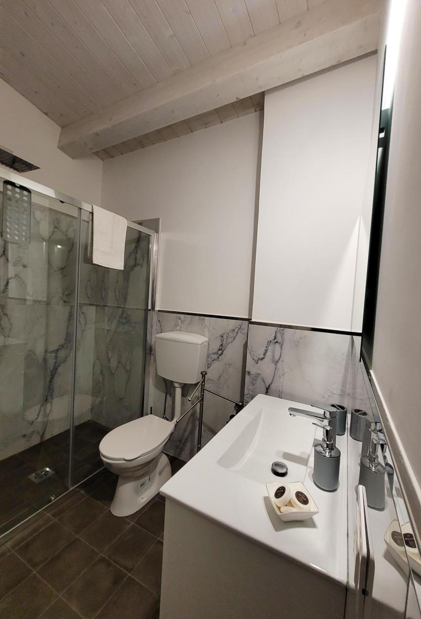 B&B Loft Famiglia Arezzo ラグーザ エクステリア 写真