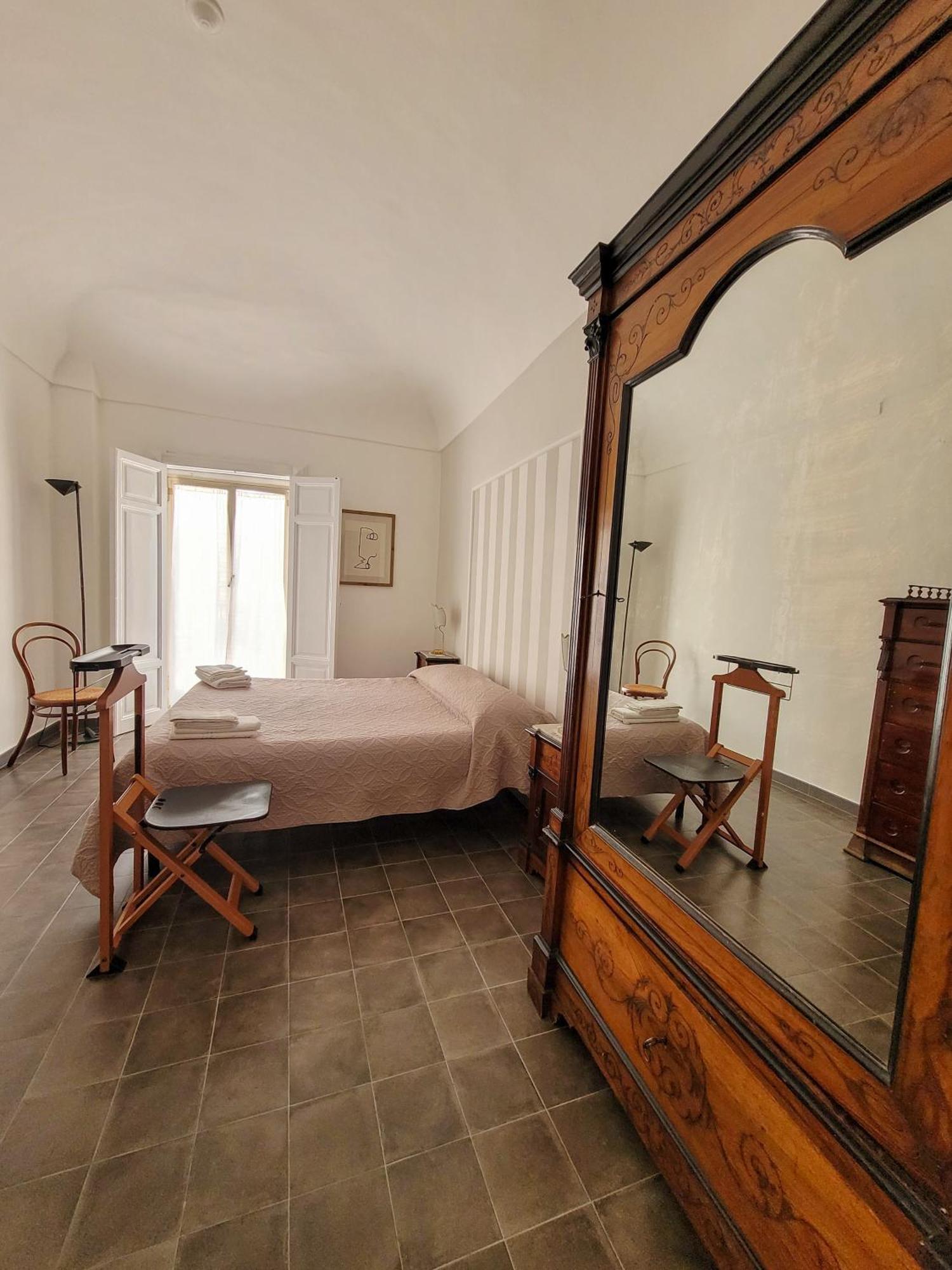 B&B Loft Famiglia Arezzo ラグーザ エクステリア 写真