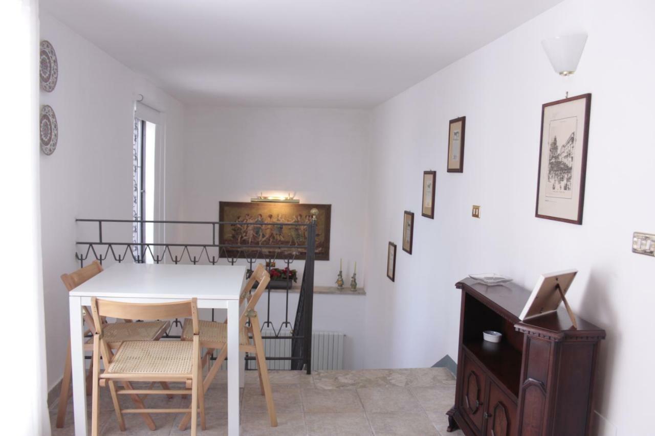 B&B Loft Famiglia Arezzo ラグーザ エクステリア 写真